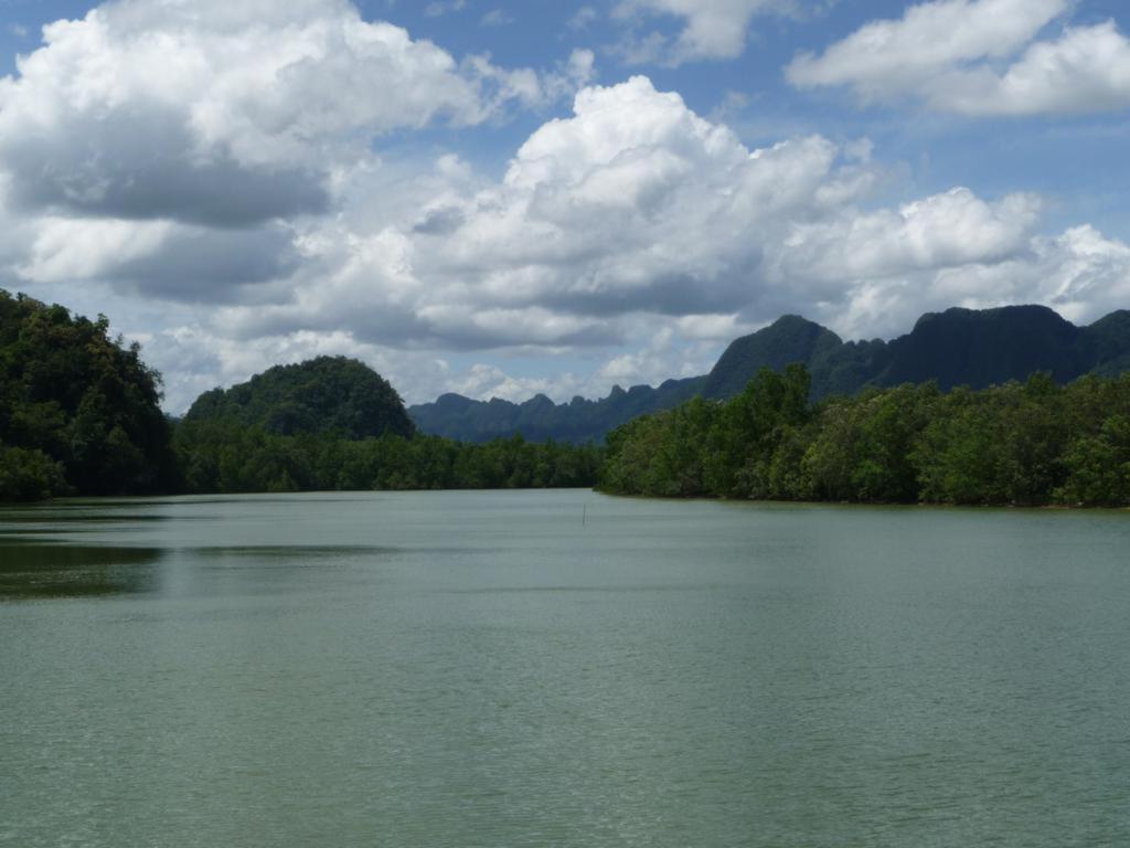 Klong Muang Inn Ban Ko Kwang Zewnętrze zdjęcie